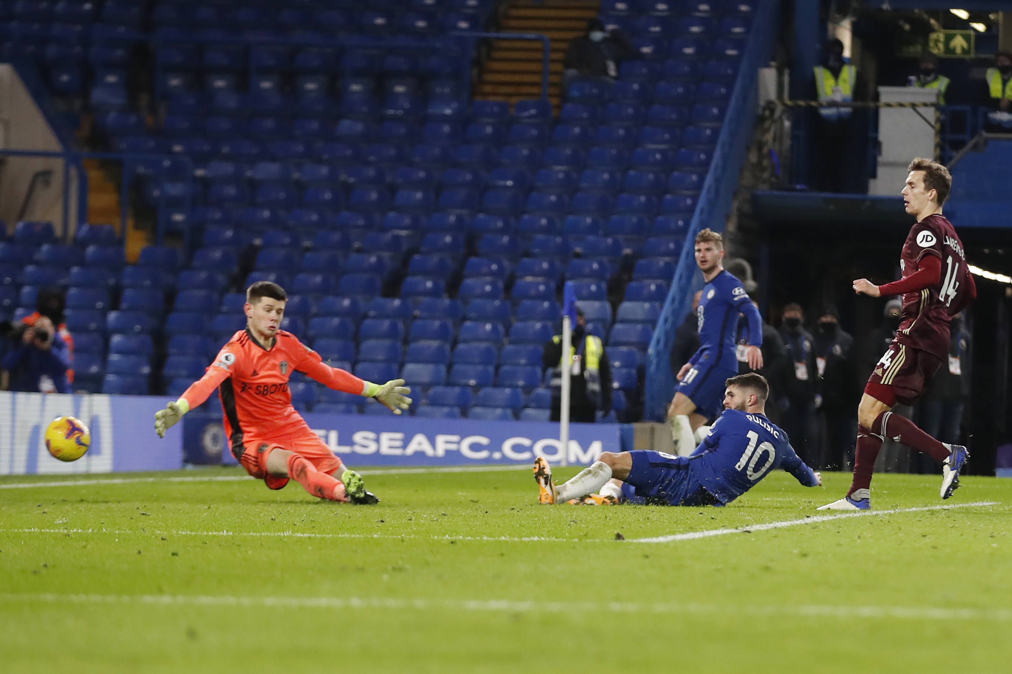 伊萨克两次 伊萨克两次